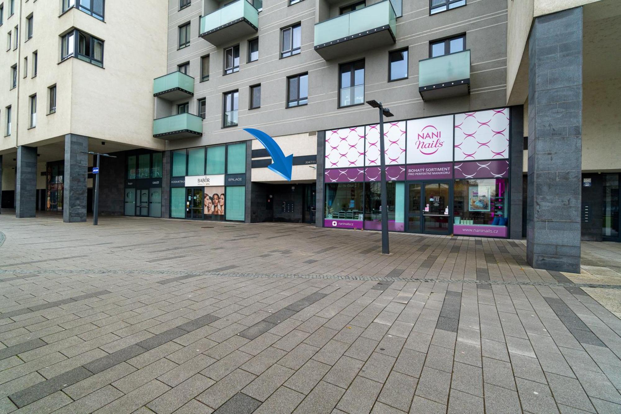 Bnb New Beautiful Apartment In The Center Of Ostrava With Option Garage Parking Exterior foto
