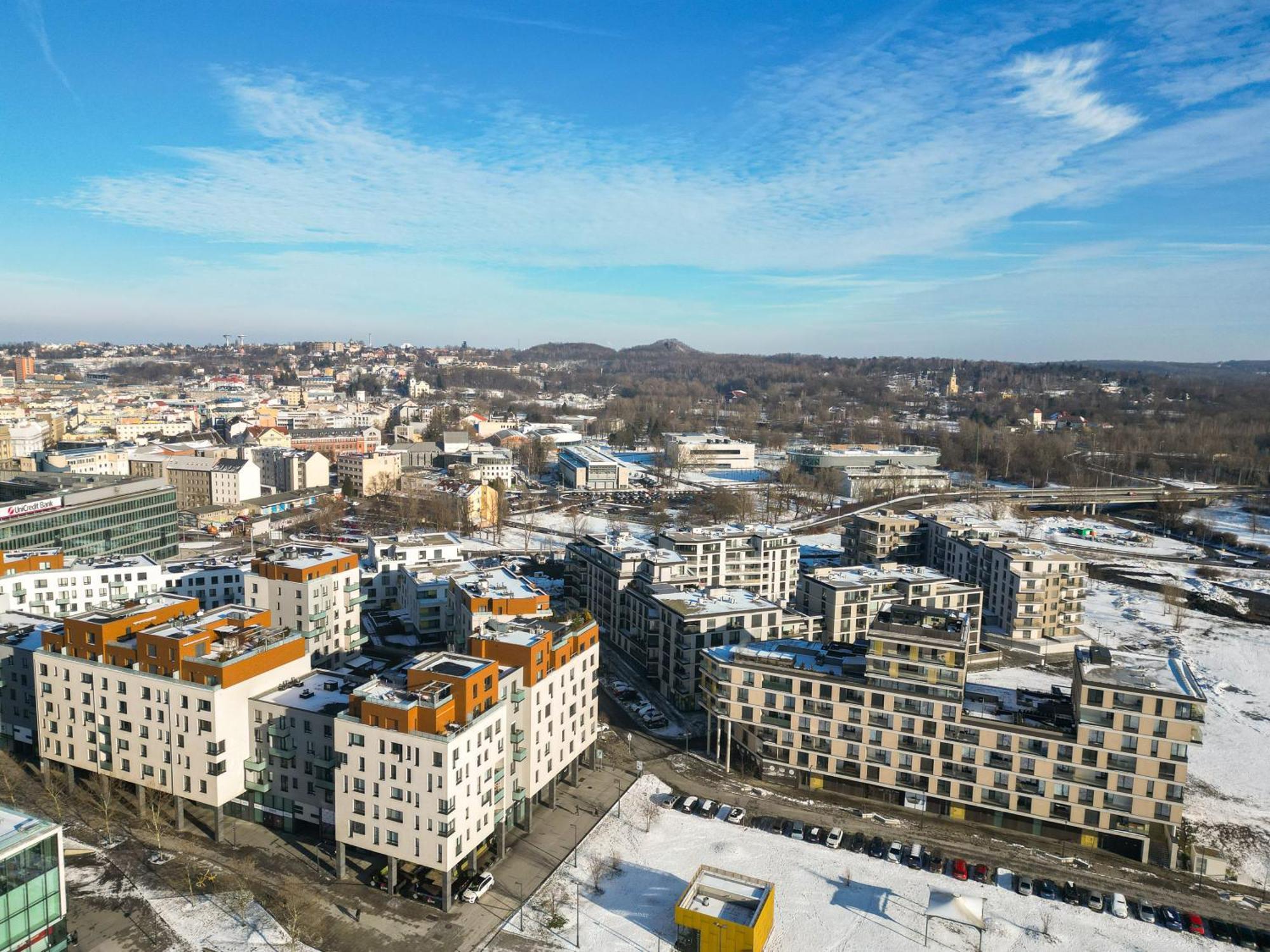 Bnb New Beautiful Apartment In The Center Of Ostrava With Option Garage Parking Exterior foto