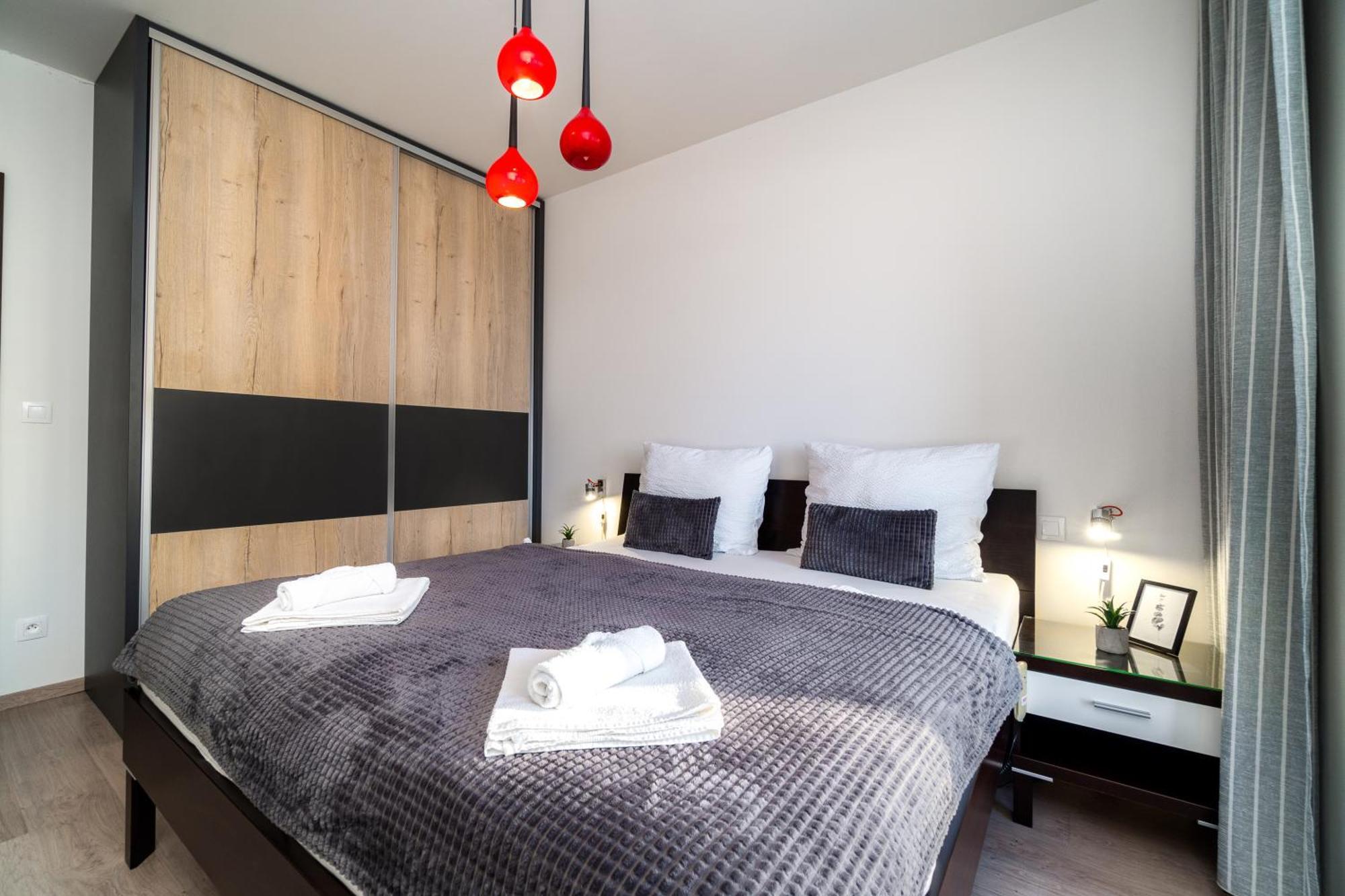 Bnb New Beautiful Apartment In The Center Of Ostrava With Option Garage Parking Exterior foto