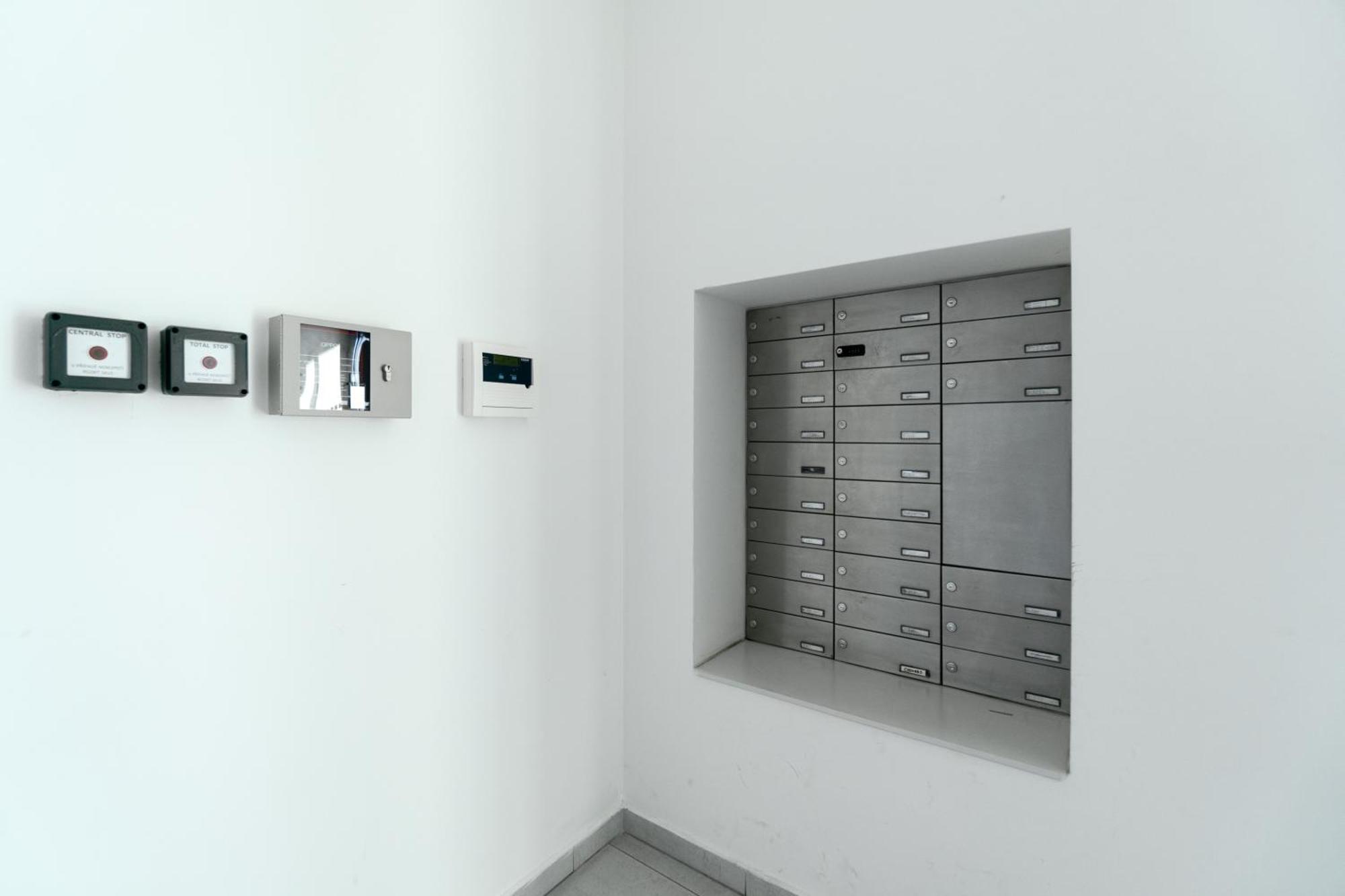 Bnb New Beautiful Apartment In The Center Of Ostrava With Option Garage Parking Exterior foto