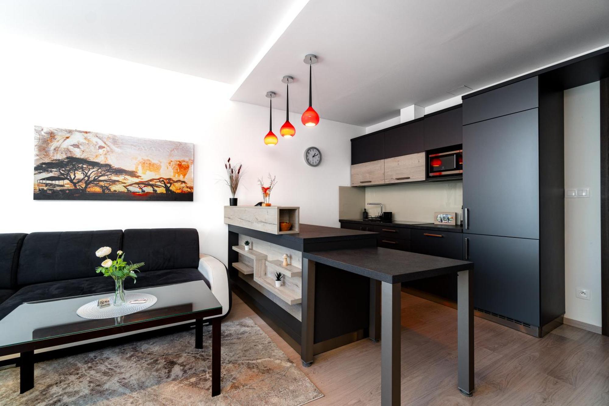 Bnb New Beautiful Apartment In The Center Of Ostrava With Option Garage Parking Exterior foto